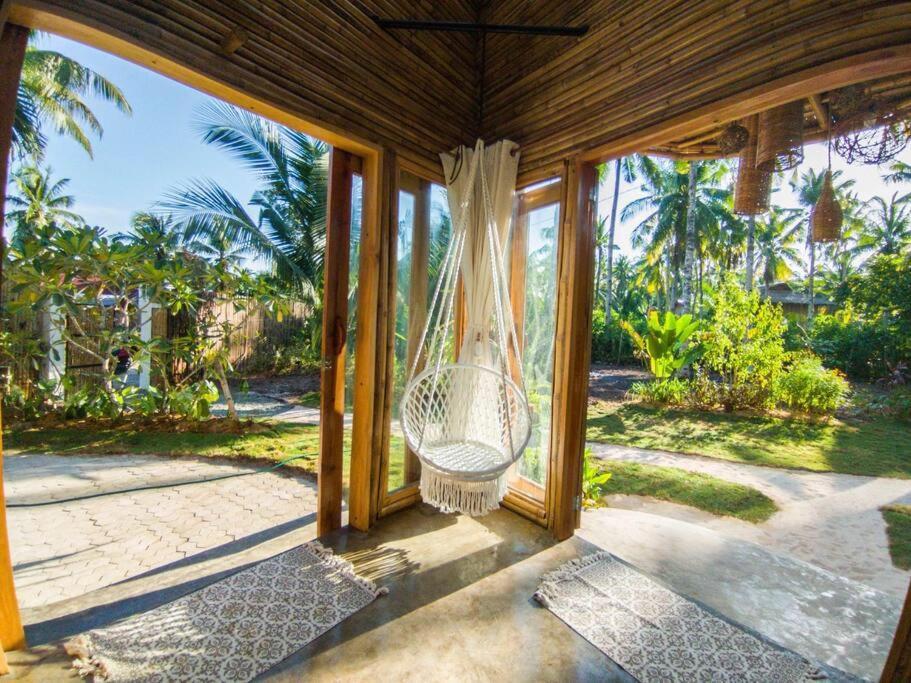 The Bamboo Houses - Tropical Garden & Empty Beach General Luna  Eksteriør bilde