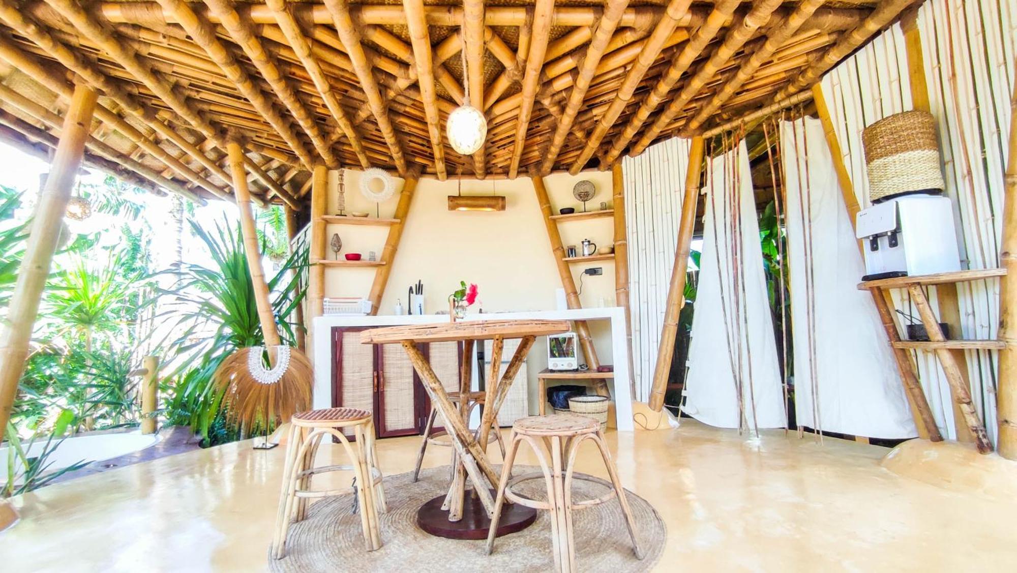 The Bamboo Houses - Tropical Garden & Empty Beach General Luna  Eksteriør bilde